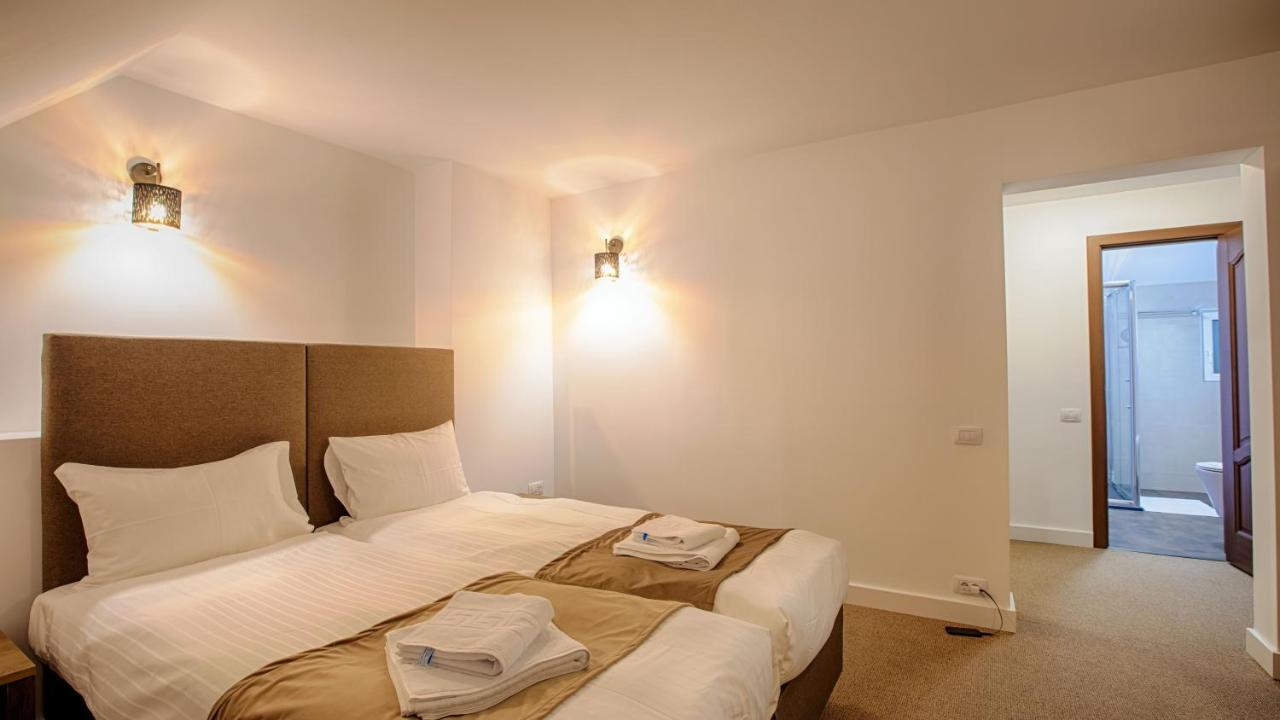 Mer Guest House B&B 브라쇼브 외부 사진
