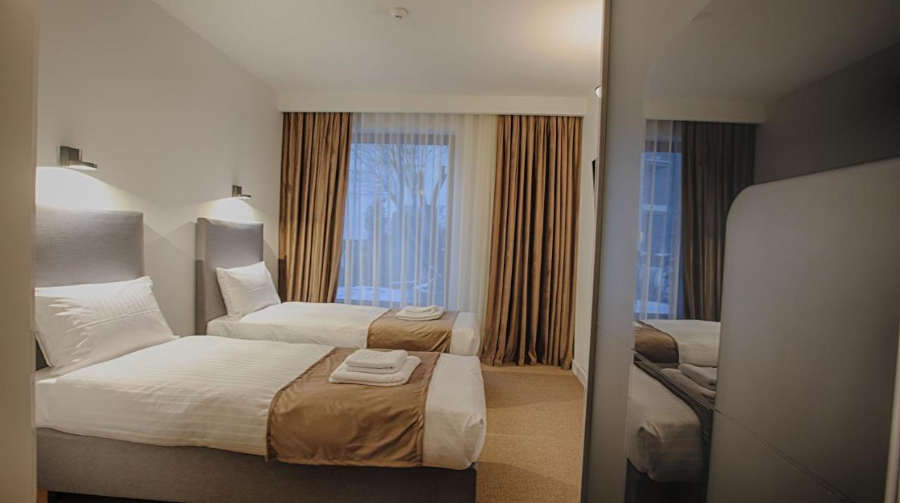 Mer Guest House B&B 브라쇼브 외부 사진