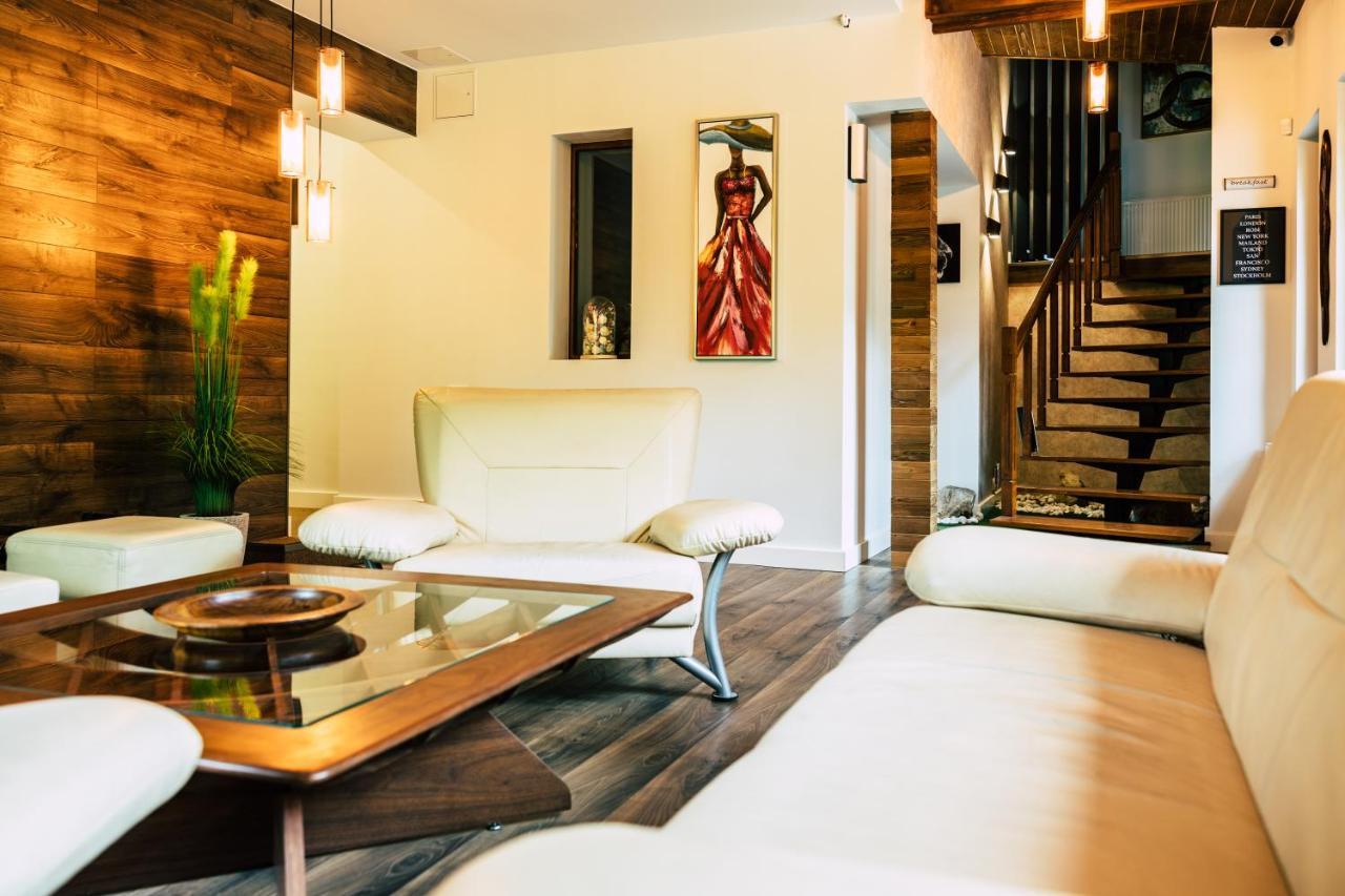 Mer Guest House B&B 브라쇼브 외부 사진