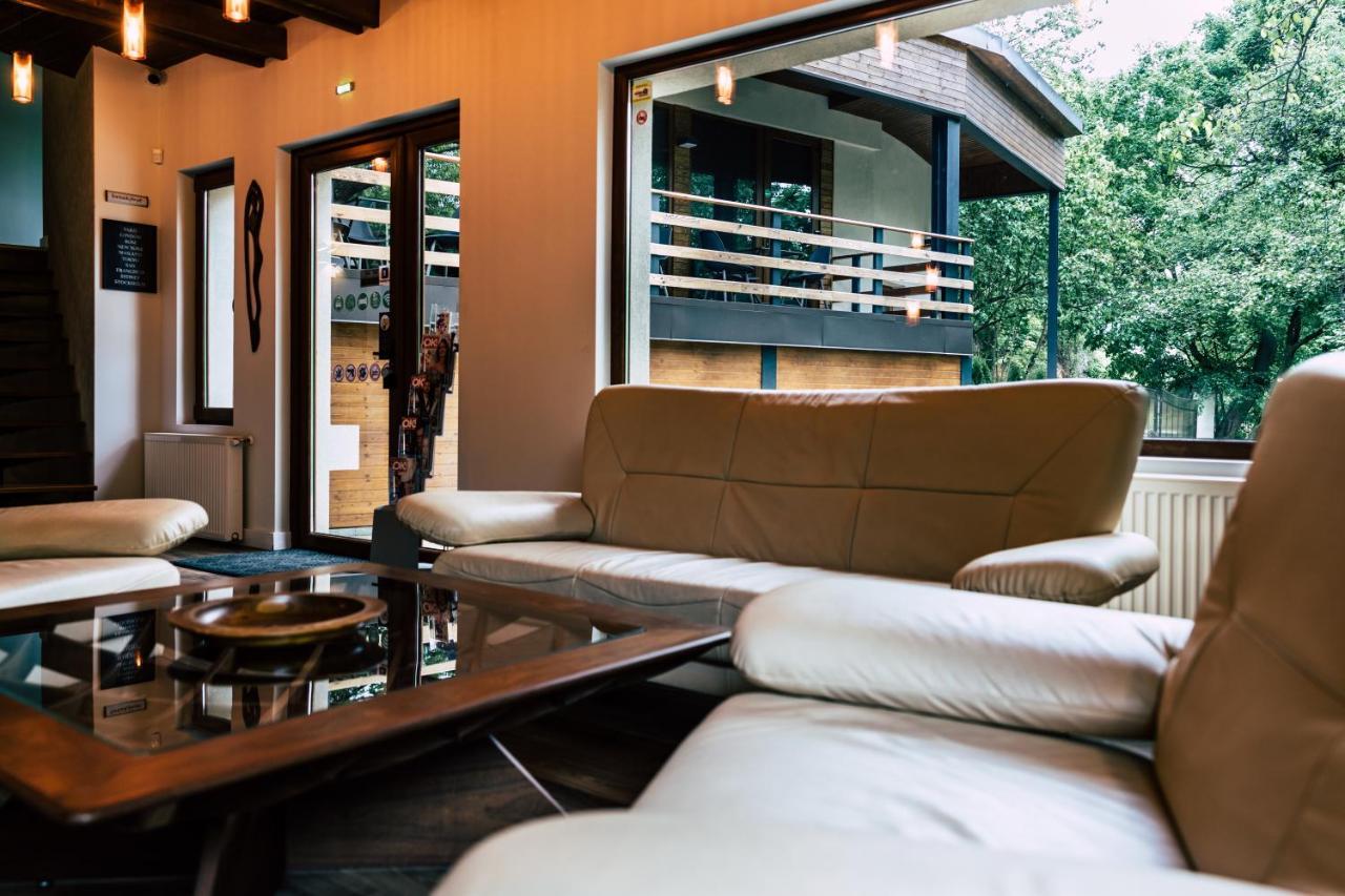 Mer Guest House B&B 브라쇼브 외부 사진